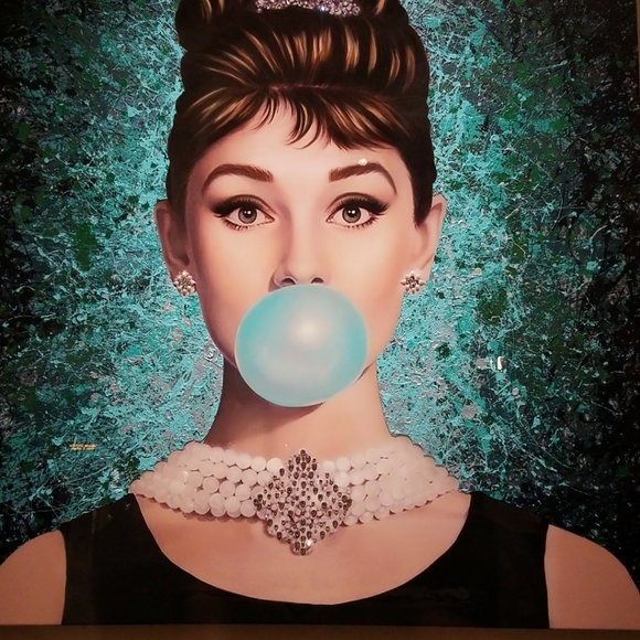 Free surprise gift with most purchases! - Picture 2 of 2